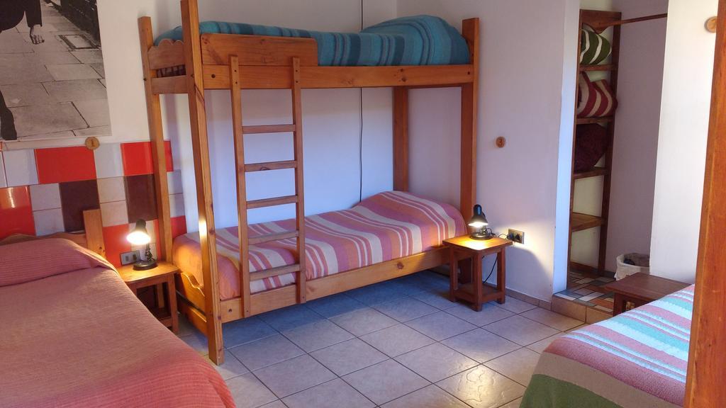 לה סרנה Hostal El Punto מראה חיצוני תמונה