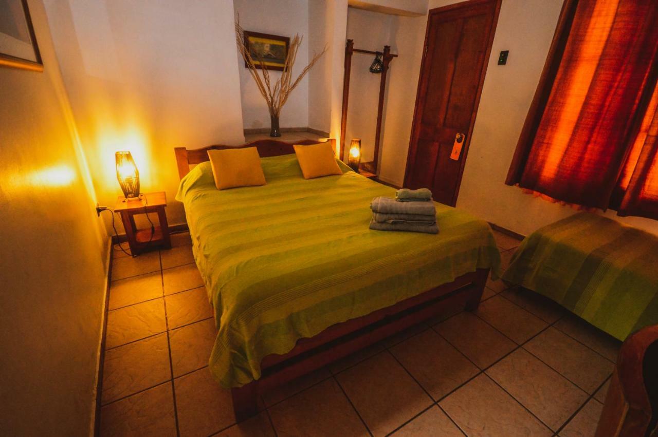 לה סרנה Hostal El Punto מראה חיצוני תמונה
