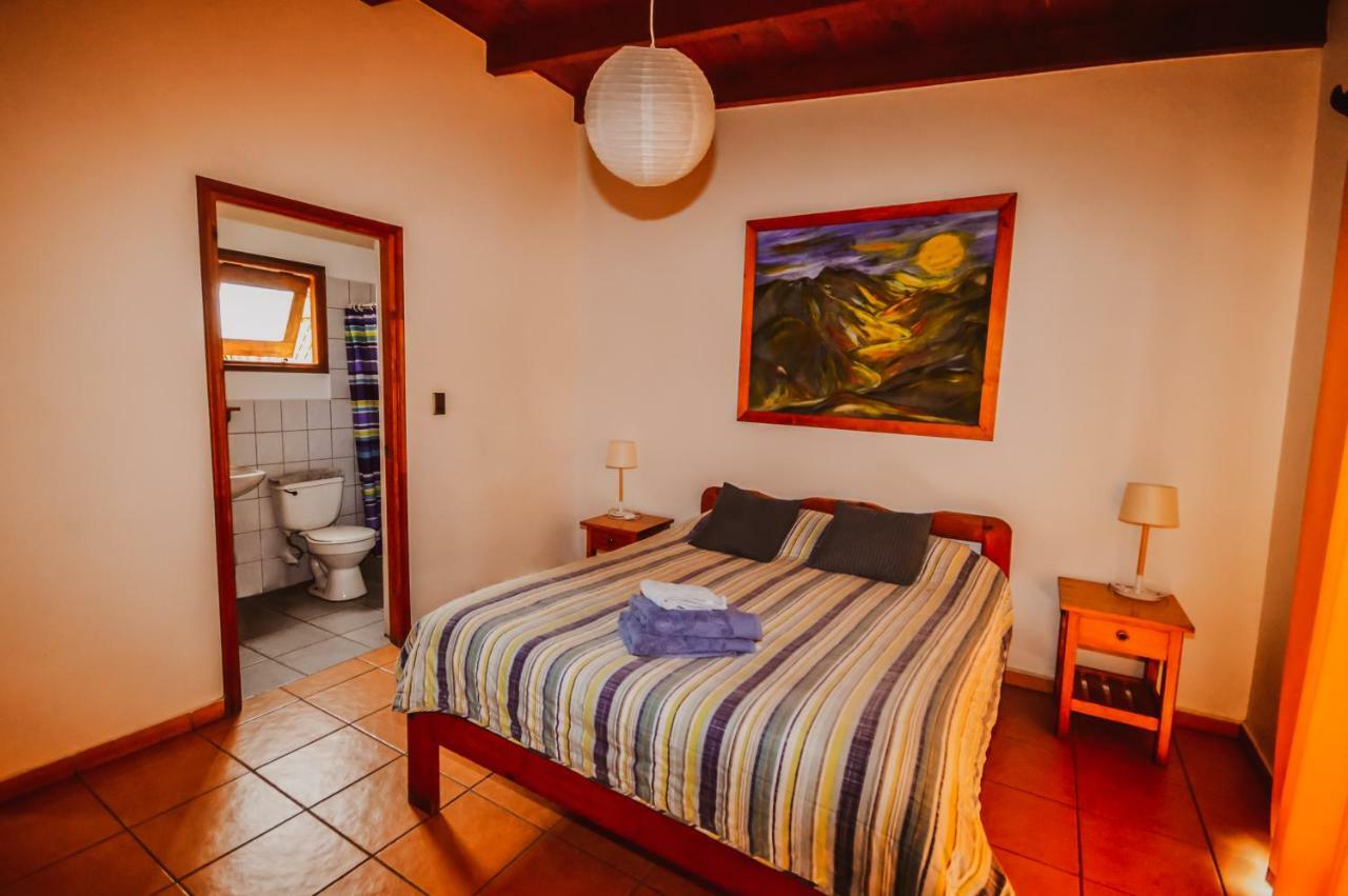 לה סרנה Hostal El Punto מראה חיצוני תמונה